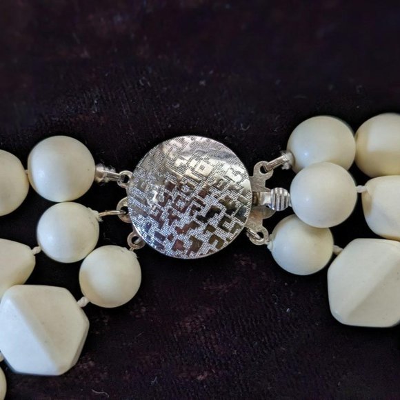 Perfect Summer Beads Exc Vintage Plastic 3-Strand Necklace Bracelet JUST FOR FUN - Picture 4 of 16